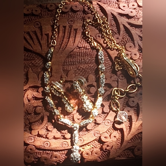 Swarovski Swan Emma Y Drop Gold Plated Crystal Necklace, Dangle  Earrings Vtg - Picture 11 of 12